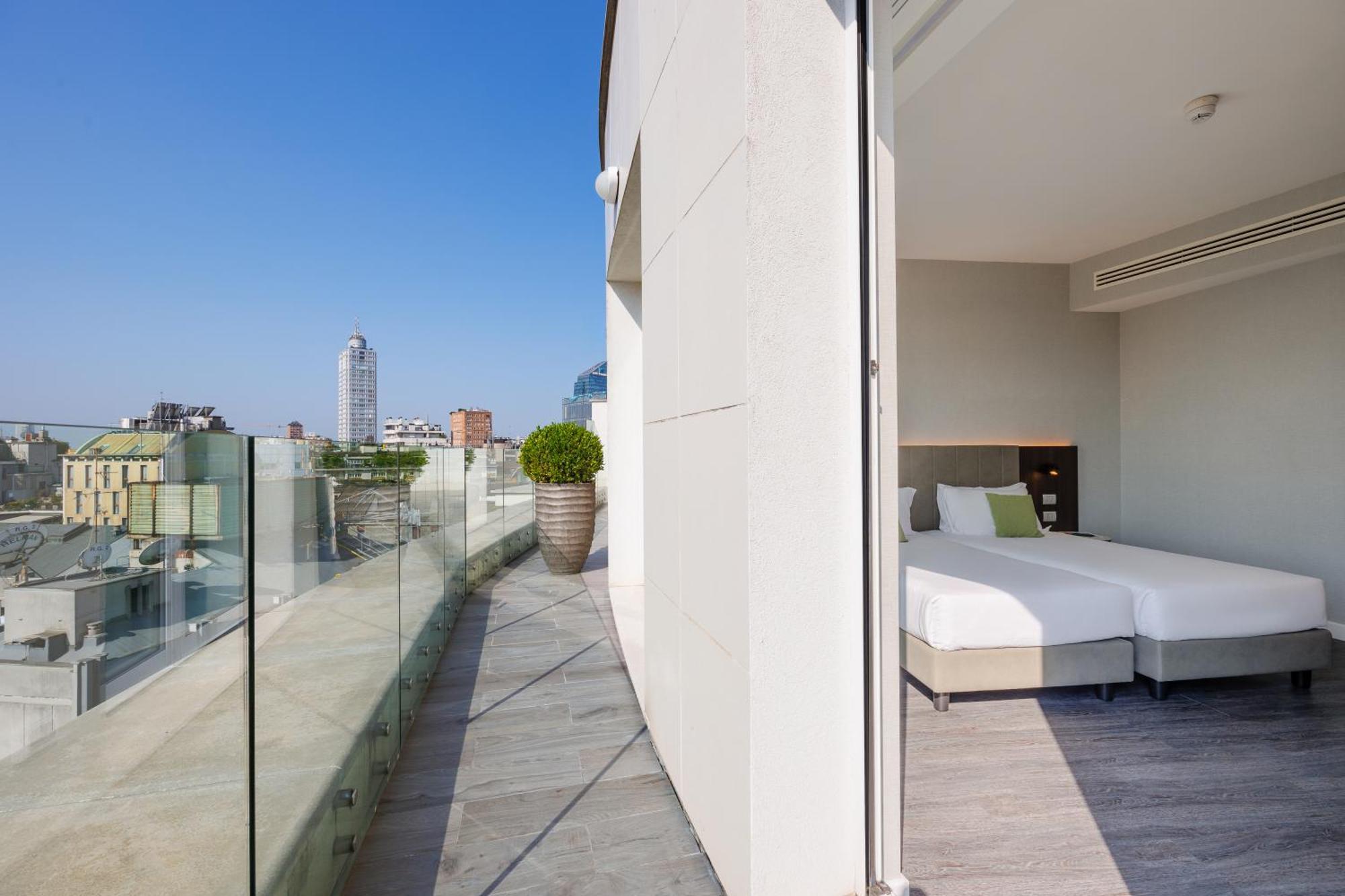 Ih Hotels Milano Centrale エクステリア 写真