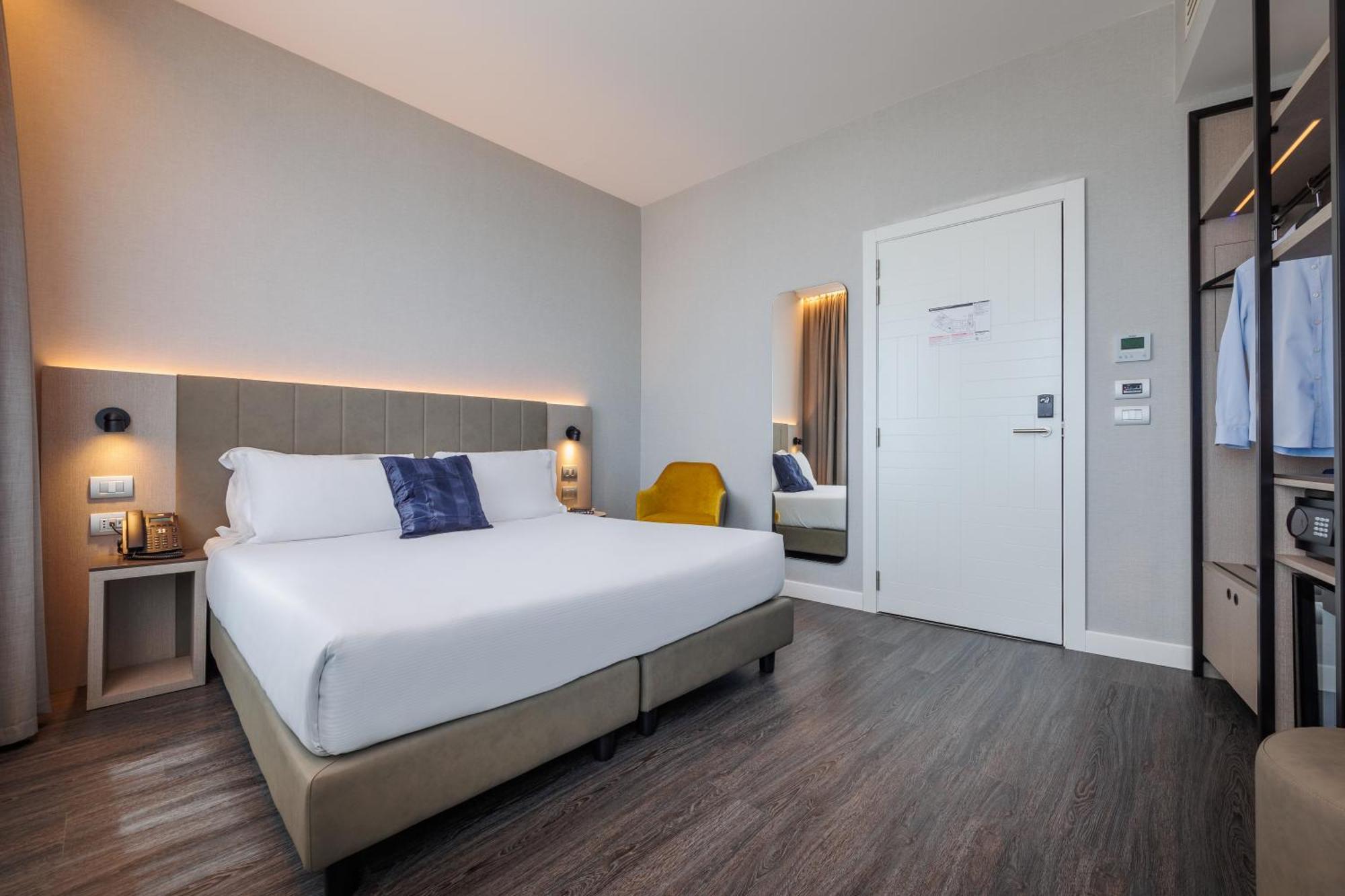 Ih Hotels Milano Centrale エクステリア 写真