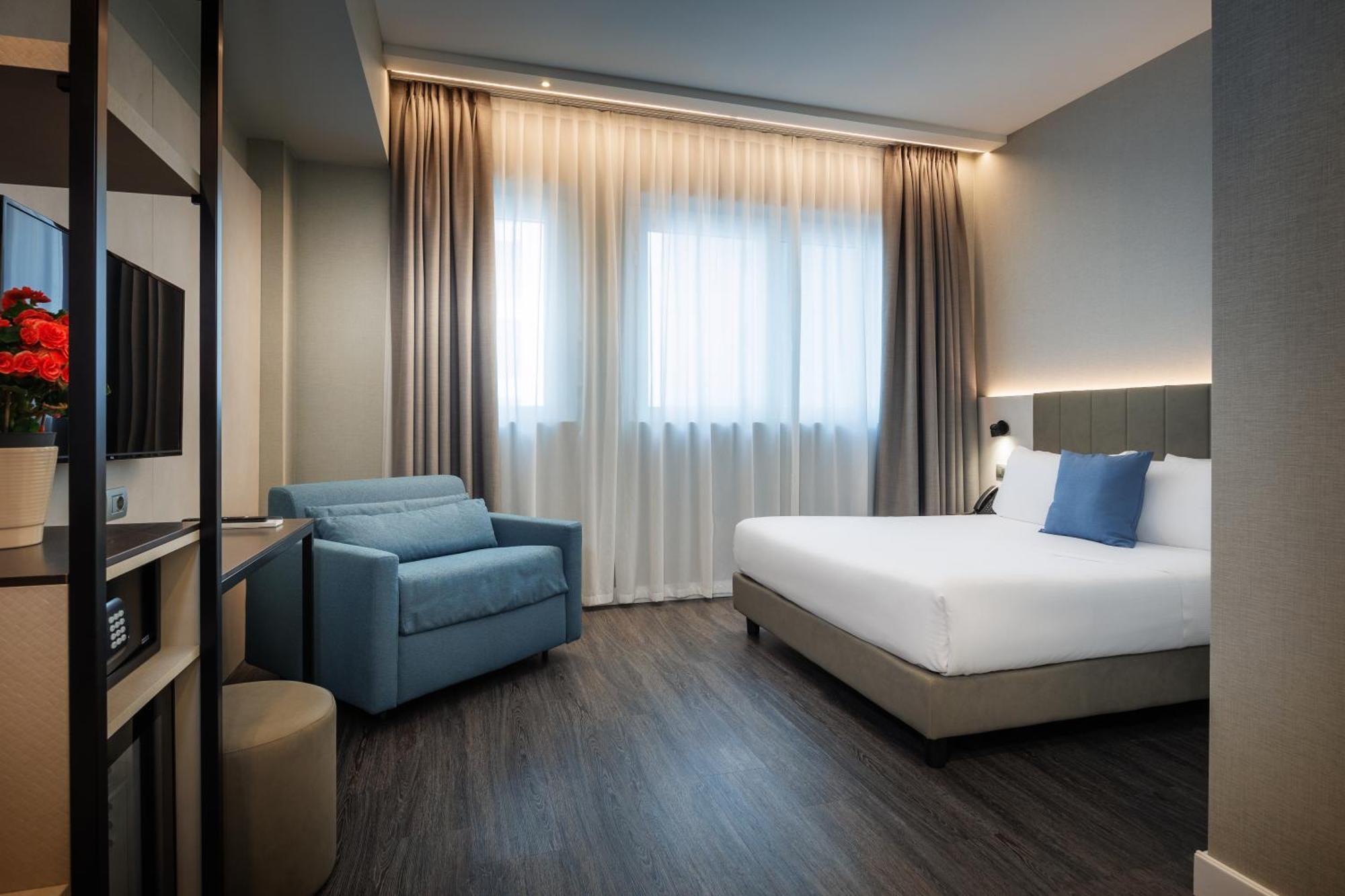 Ih Hotels Milano Centrale エクステリア 写真