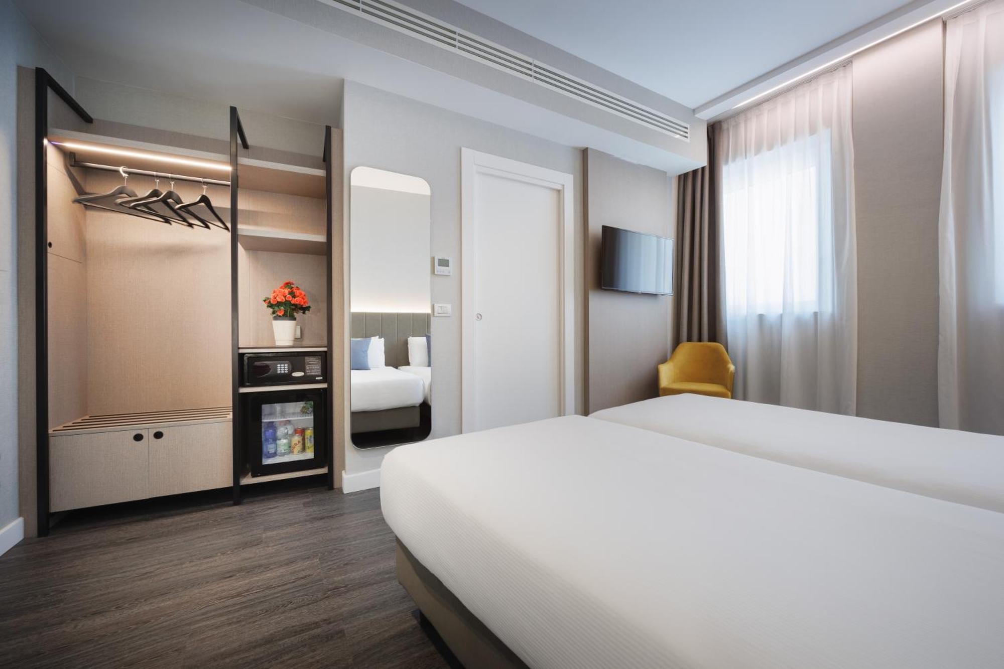 Ih Hotels Milano Centrale エクステリア 写真