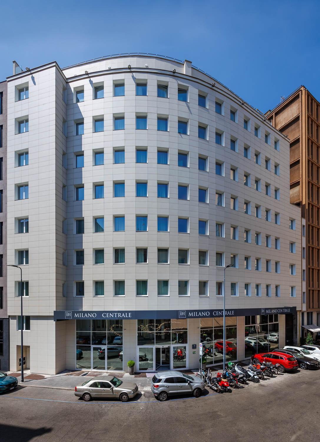 Ih Hotels Milano Centrale エクステリア 写真