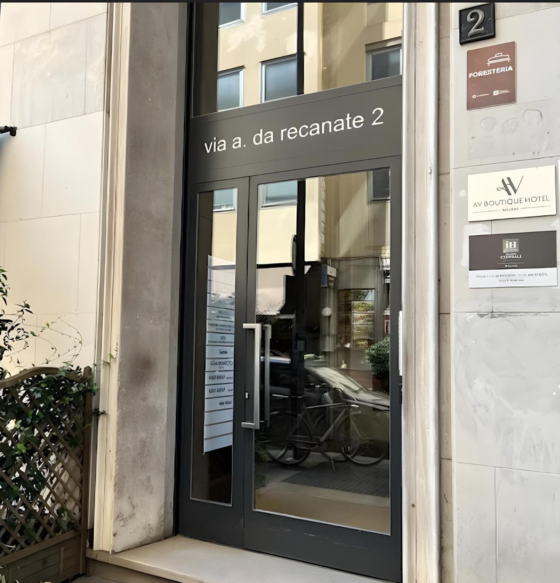 Ih Hotels Milano Centrale エクステリア 写真